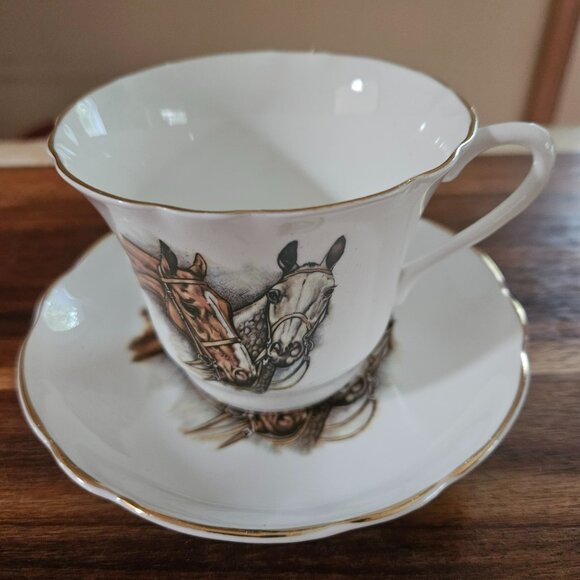 beautiful gold rimmed horse cup and saucer tea set regency bone china England - Picture 2 of 6
